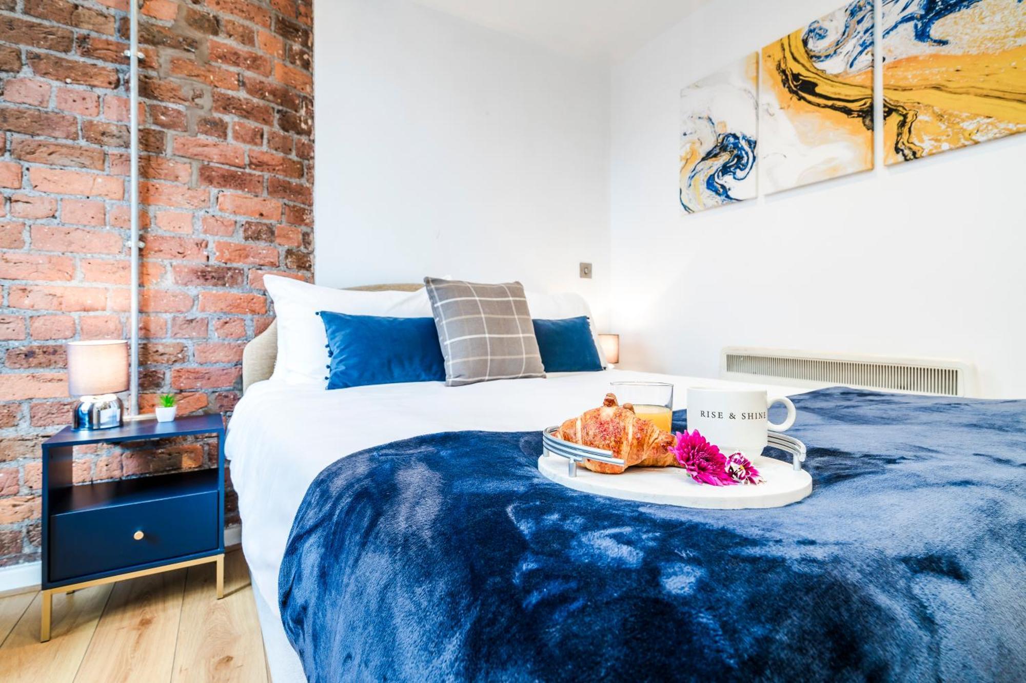 Cavern Quarters, Beautiful Two Bedroom City Centre Apartment By Garudy Serviced Apartments And Short Lets - Perfect For Longer Stays Ліверпуль Екстер'єр фото