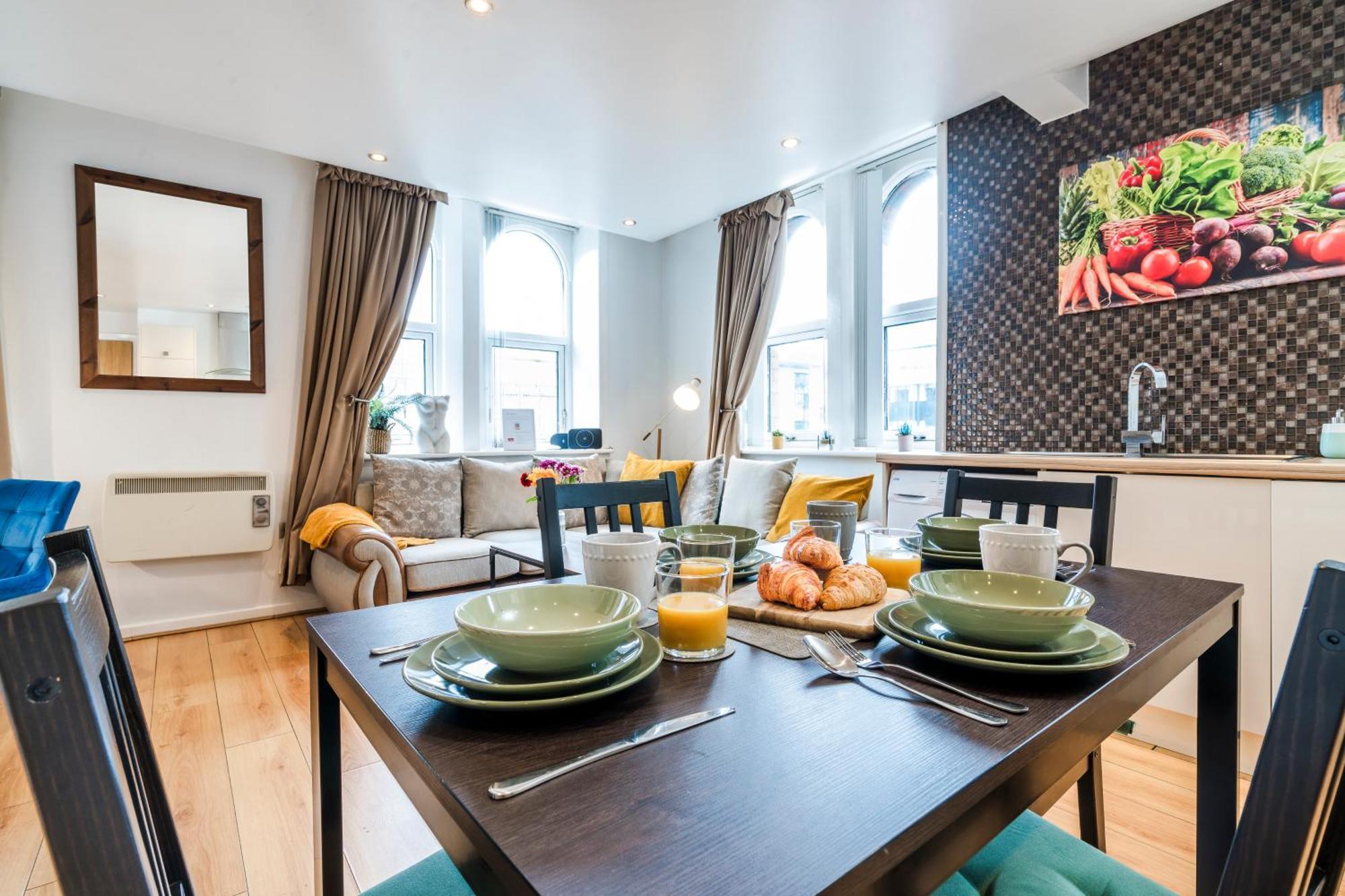 Cavern Quarters, Beautiful Two Bedroom City Centre Apartment By Garudy Serviced Apartments And Short Lets - Perfect For Longer Stays Ліверпуль Екстер'єр фото
