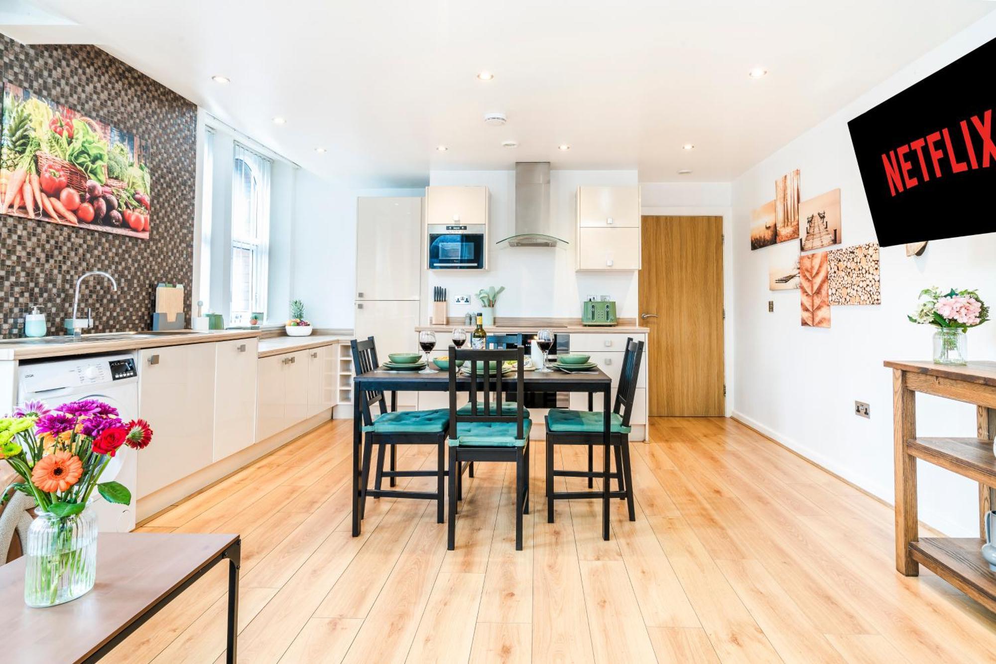 Cavern Quarters, Beautiful Two Bedroom City Centre Apartment By Garudy Serviced Apartments And Short Lets - Perfect For Longer Stays Ліверпуль Екстер'єр фото