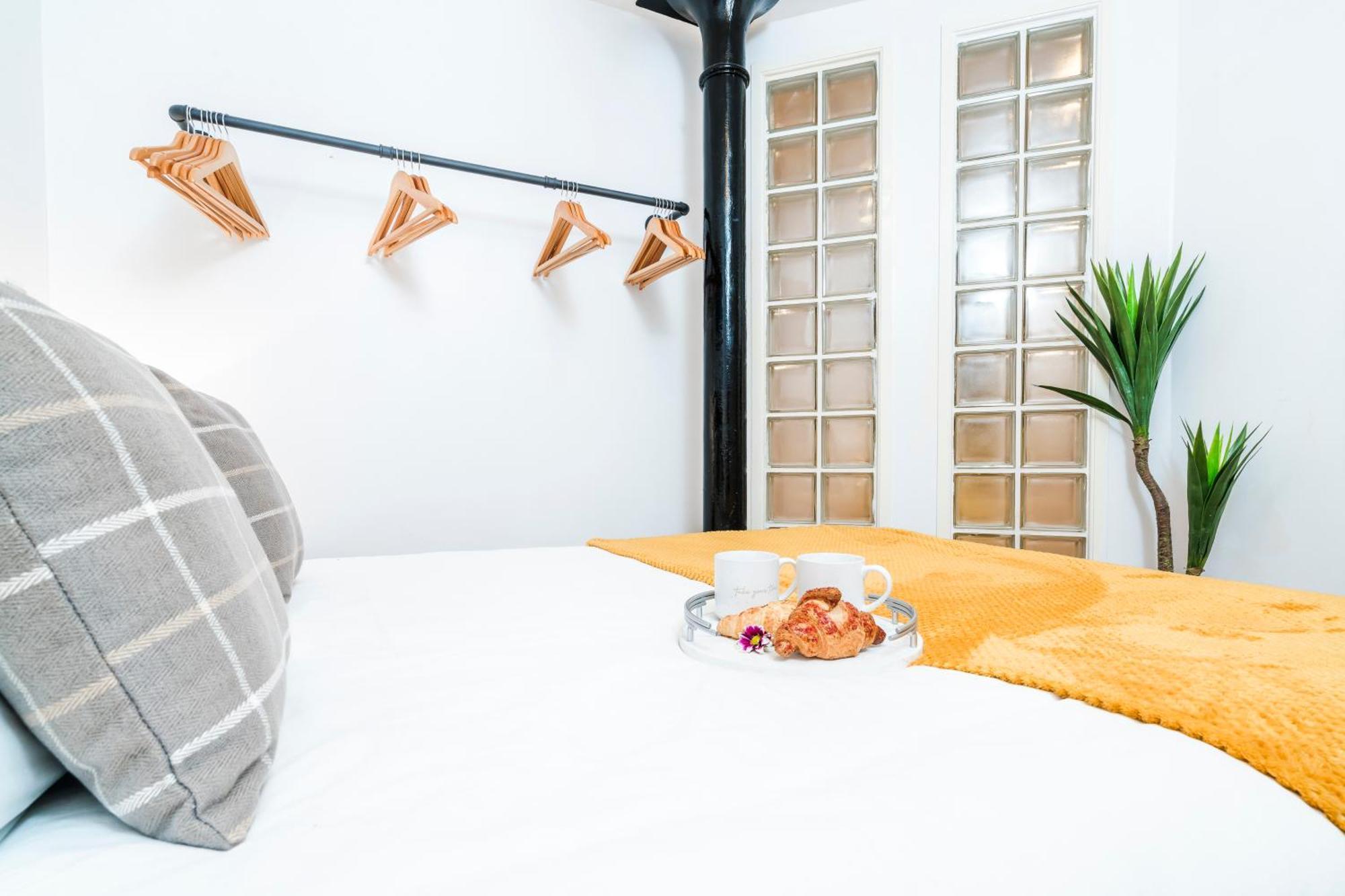 Cavern Quarters, Beautiful Two Bedroom City Centre Apartment By Garudy Serviced Apartments And Short Lets - Perfect For Longer Stays Ліверпуль Екстер'єр фото